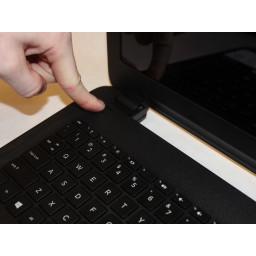 Замена батареи HP 15-ay014dx