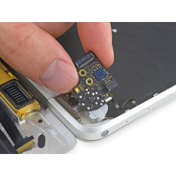 Замена гнезда для наушников Retina MacBook 2016